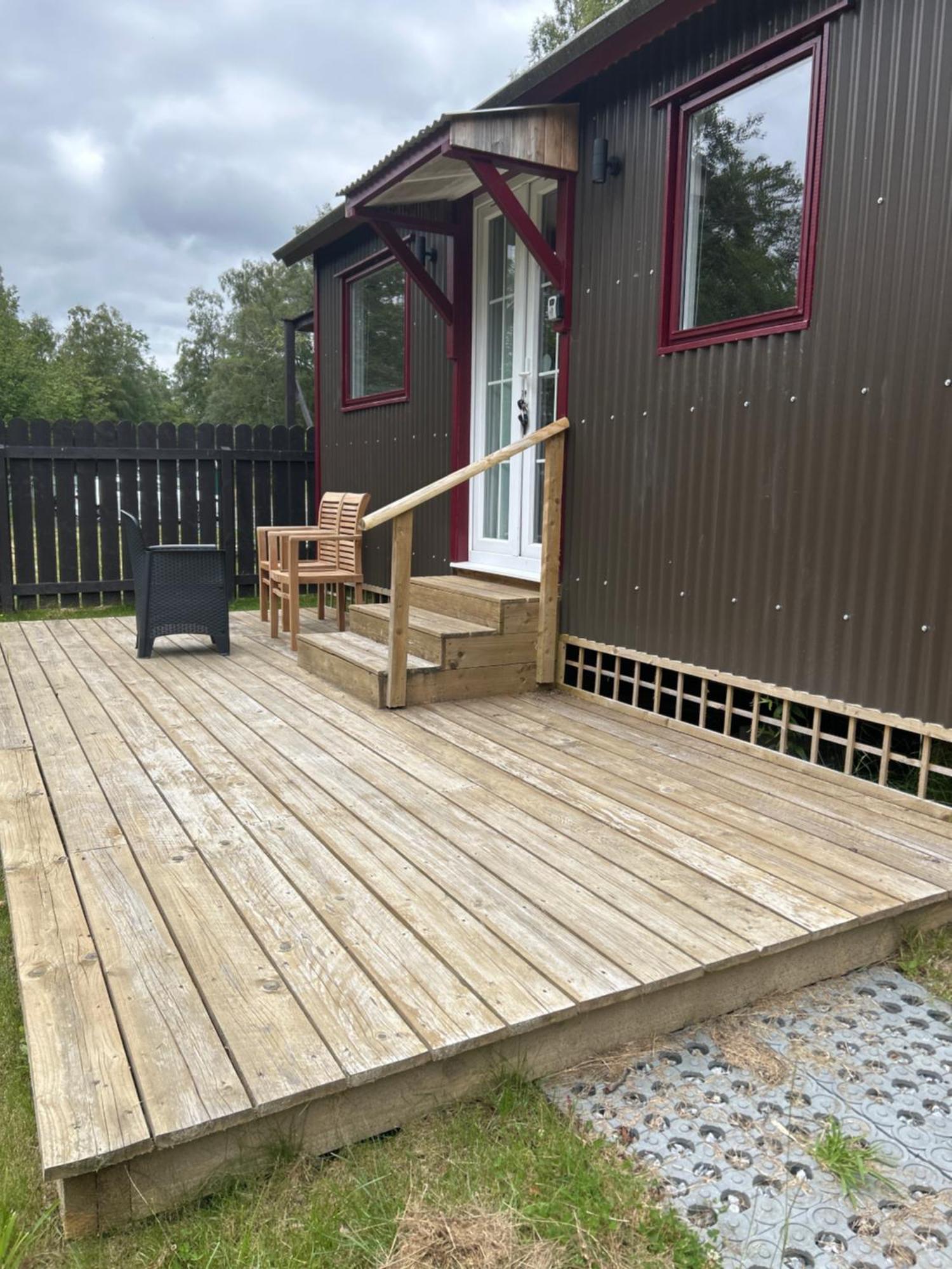 1Lochness Glam Lodges Inverness Buitenkant foto